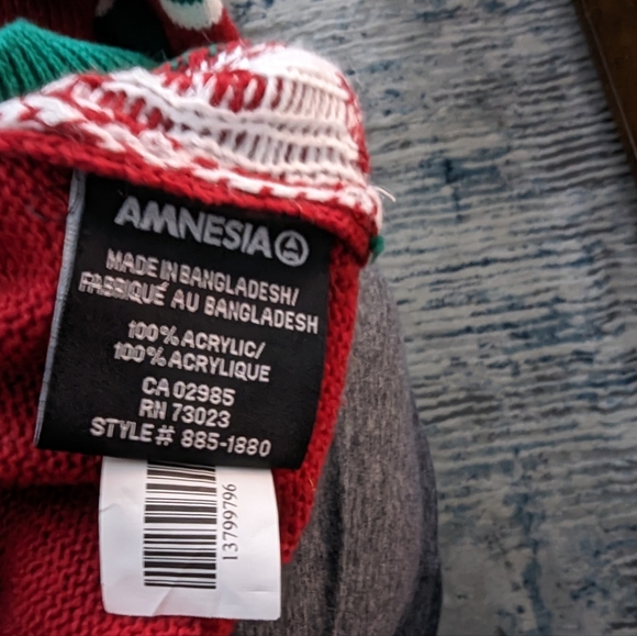 -. Amnesia Ugly Christmas Sweater Merry Christmas Ya Filthy Animal S - Picture 2 of 4